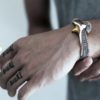 Bracelete Viking de Águia Banhado em Prata e Cabeça Banhado a Ouro 18k.
